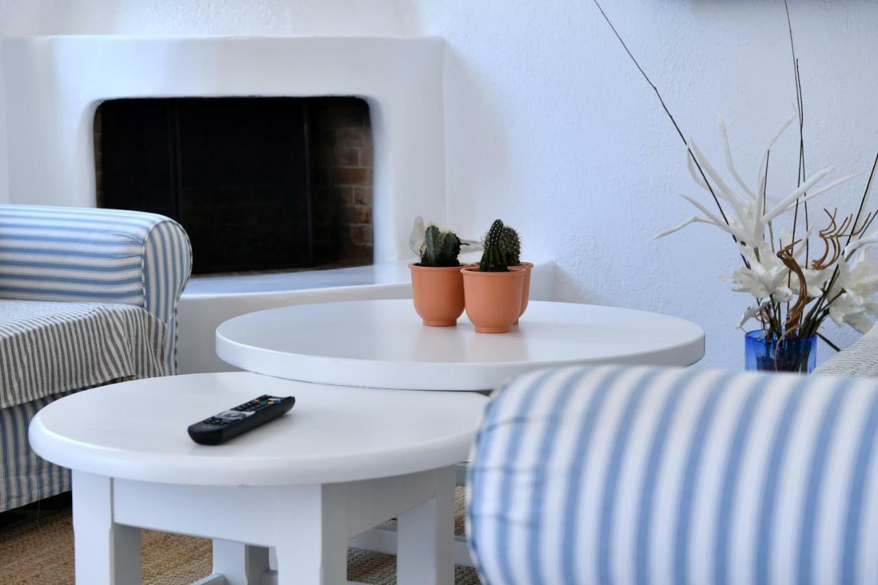 Santa Flora 3 Bedroom House A ParikiaaS Edge Parikia  Exterior photo